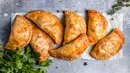 طرز تهیه پیراشکی گوشت + فیلم
