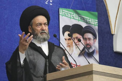 امام جمعه اردبیل: چرا علمای اسلامی در کنار آمریکا و اسرائیل ایستاده‌اند؟