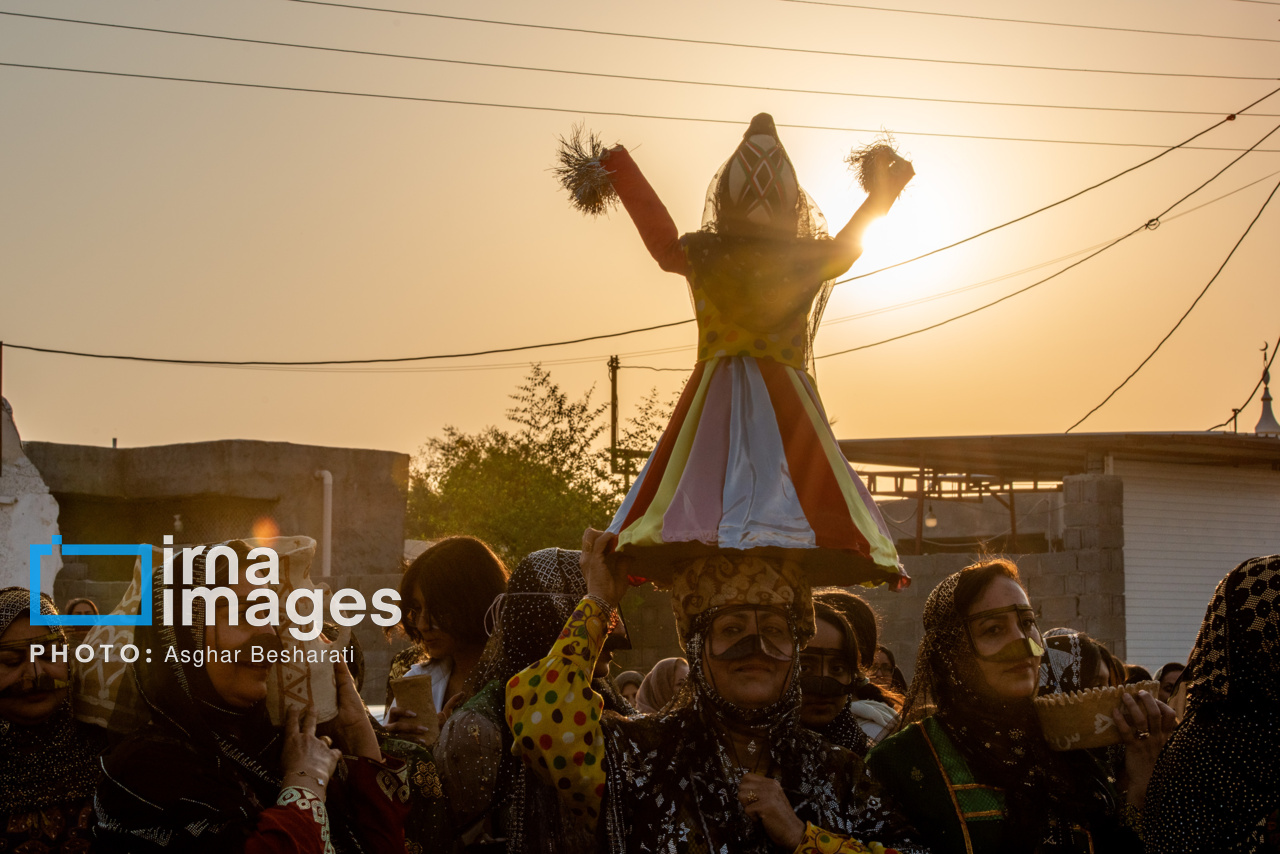 کاروان آیینی و موسیقایی جشنواره باستانی «چارو» کاروان آیینی و موسیقایی جشنواره باستانی «چارو»
