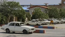 سهمیه سوخت مالکان خودروهای فرسوده قطع نمی‌شود
