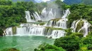 آبشاری زیبا و قدرتمند در ایسلند + فیلم