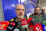 ناوهای آمریکایی از خلیج فارس عقب نشستند؛ محبی: تا ۵۰۰ کیلومتری تنگه هرمز فاصله گرفته‌اند