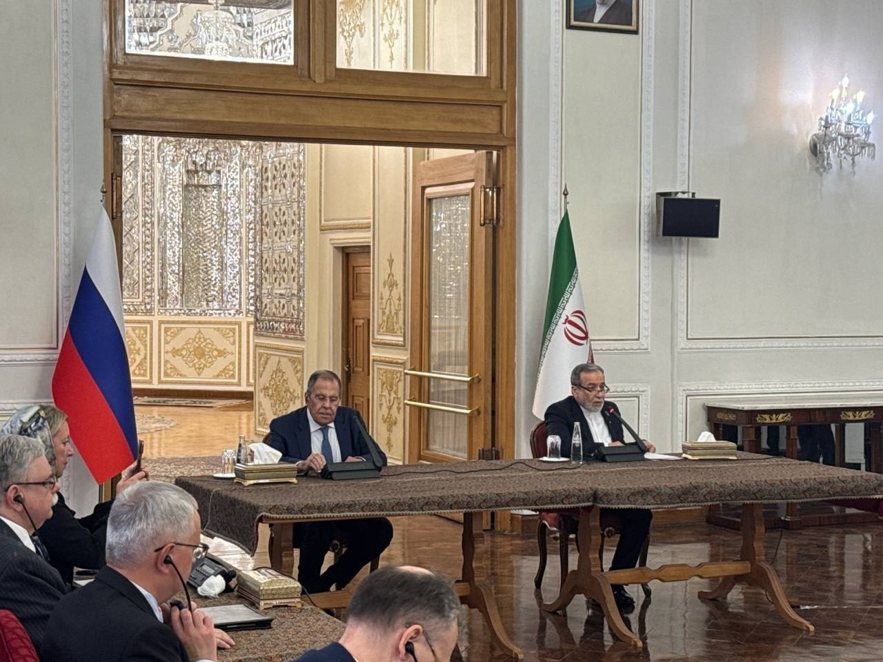 لاوروف: از توافقات با ایران عقبنشینی نمیکنیم؛ عراقچی: تجاوزات آمریکا و اسرائیل عامل ناامنی منطقه است لاوروف: از توافقات با ایران عقبنشینی نمیکنیم؛ عراقچی: تجاوزات آمریکا و اسرائیل عامل ناامنی منطقه است