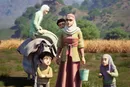 کودکی شهید سلیمانی از بنایی تا کار در هتل