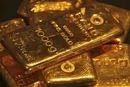 طلای جهانی در مسیر کاهش اندکی بالا رفت