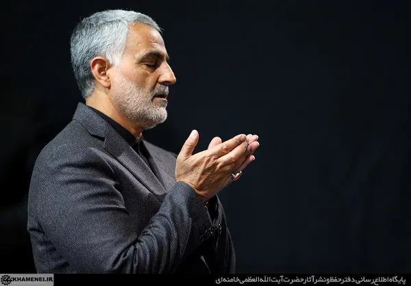 حضور سردار سلیمانی درآخرین شب عزاداری فاطمیه در حسینیه امام خمینی